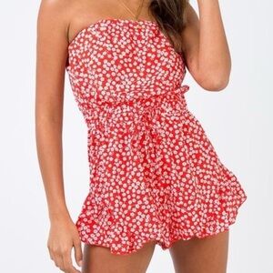 Princess Poly Red Floral Strapless Romper
Sz 2